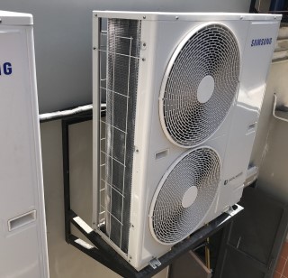 Air conditioner outdoor machines